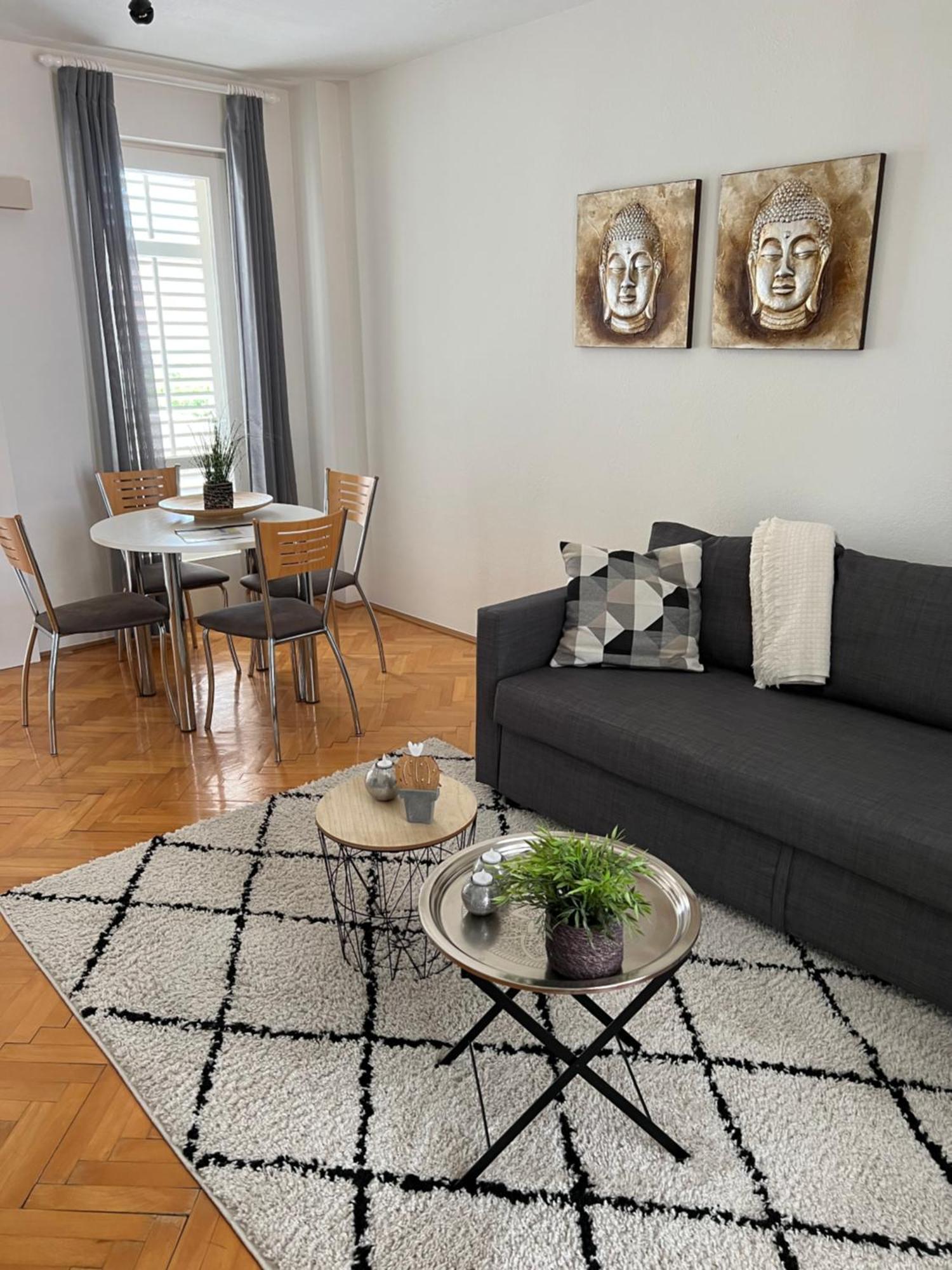 Karina Apartments 苏佩塔尔 外观 照片